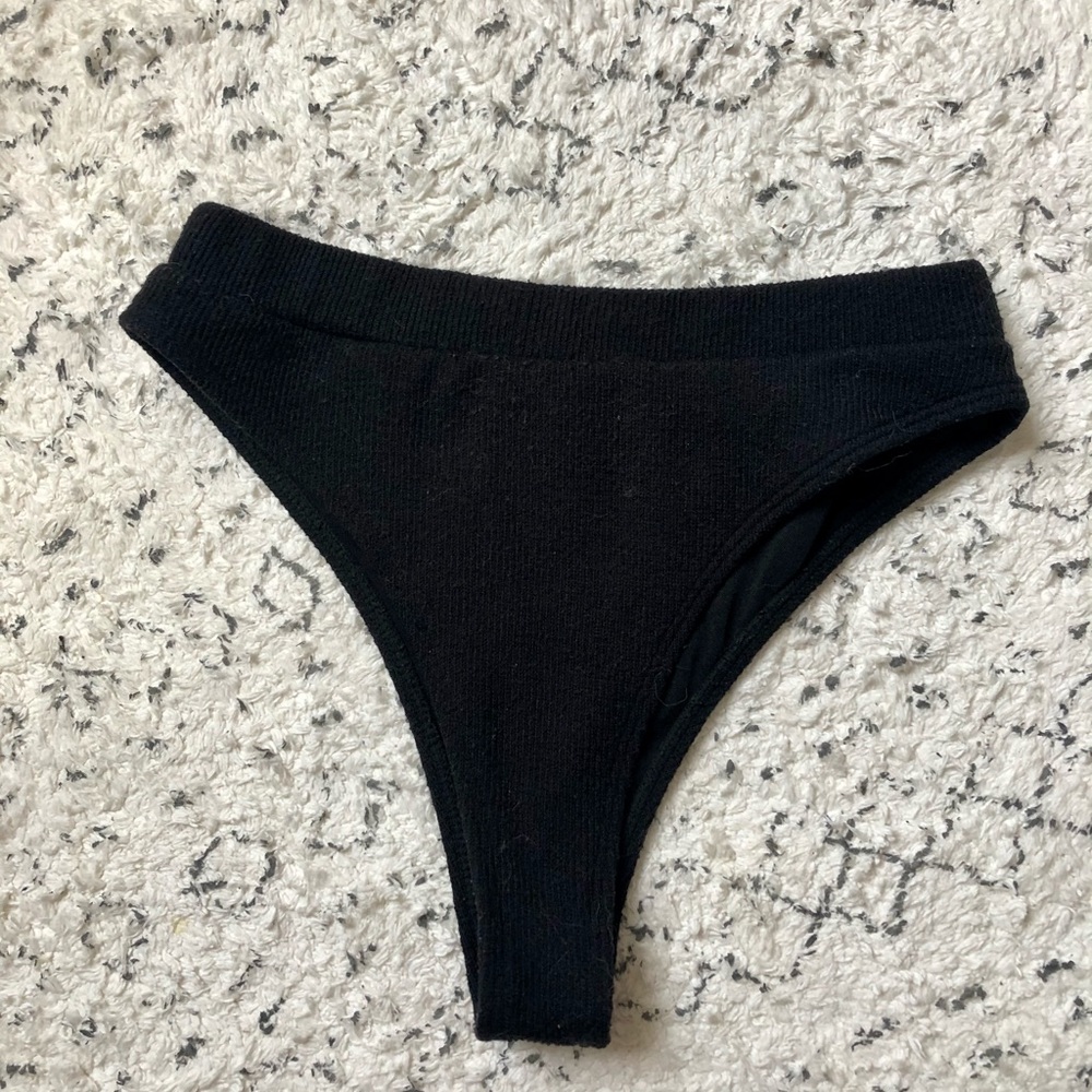 🖤 shein black high-waisted swim bottoms